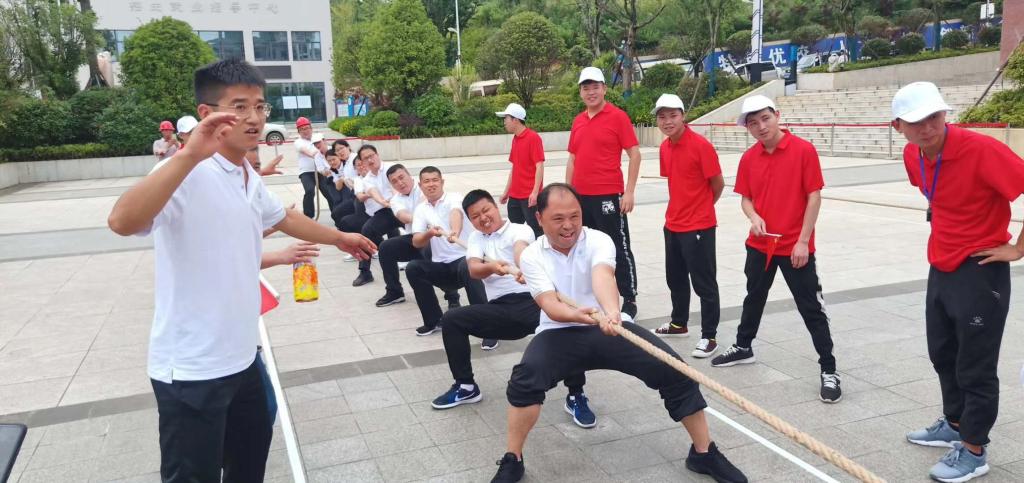 说明: C:\Users\86136\AppData\Local\Temp\WeChat Files\74e6be37abbd093ba23fd3ca401d732.jpg