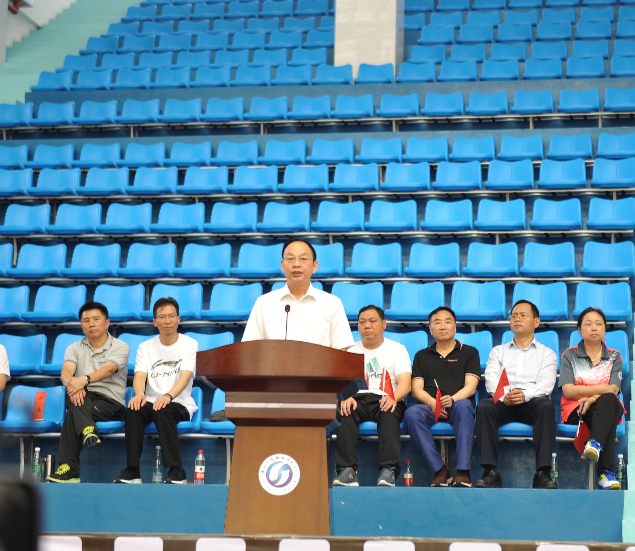 说明: C:\Users\86136\AppData\Local\Temp\WeChat Files\8cdaf0ff858238d77134bdfe18e5b0d.jpg